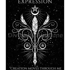 Może przedstawiać: Czarno-biały wydruk artystyczny z napisem "SIGIL OF CREATIVE EXPRESSION". Projekt przedstawia centralne pióro, półksiężyc, gwiazdy i dekoracyjne zawijasy na tle gwiaździstego nieba. Cytat "CREATION MOVES THROUGH ME WITH EASE. I AM A PURE VESSEL OF INSPIRED BRILLIANCE." znajduje się na dole.
