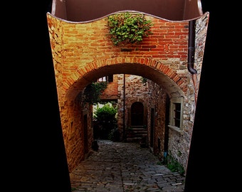 Wastebasket - Arch and Lane in Tuscany