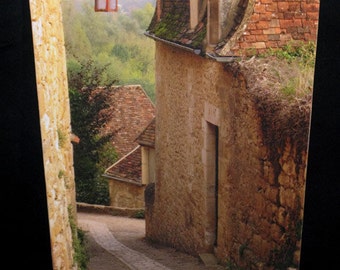 Wastebasket - Down the Lane in Beynac