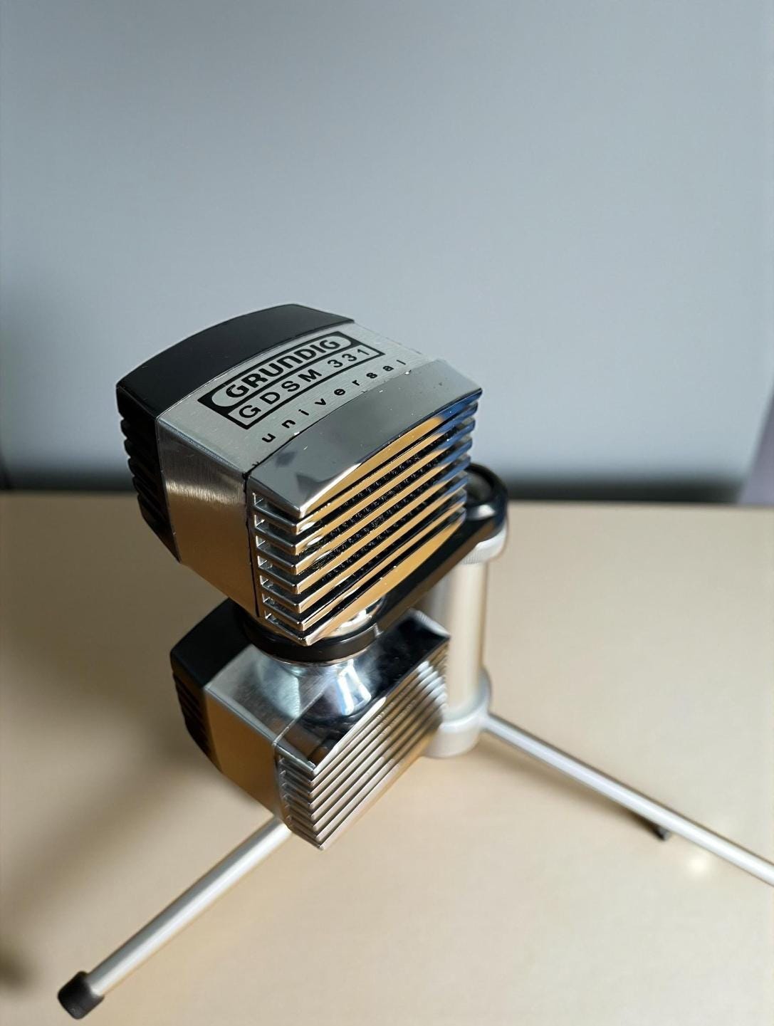 Vintage Grundig GDM 313 Microphone w/Case & Stand - Germany - 3 Prong Plug