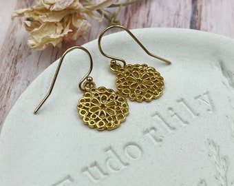 Gold Vermeil Ohrringe, Mandala Ohrringe, Brautjungfer Ohrringe, Hochzeit Ohrringe, Klassische Ohrringe