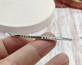 Custom Family Name Bangle, Personalised Bangle, Family Names Jewelry, Mum Gift, Childrens Name Jewelry, Sterling Bangle, Mothers Day Gift