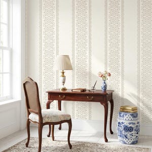 Scrollwork Border Wallpaper: Grandmillennial Style - Peel & Stick Option