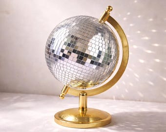 Decoración de escritorio con globo terráqueo plateado, adorno de globo terráqueo con espejo, decoración retro de oficina, adorno estético para estante, regalo para el hogar o la oficina.