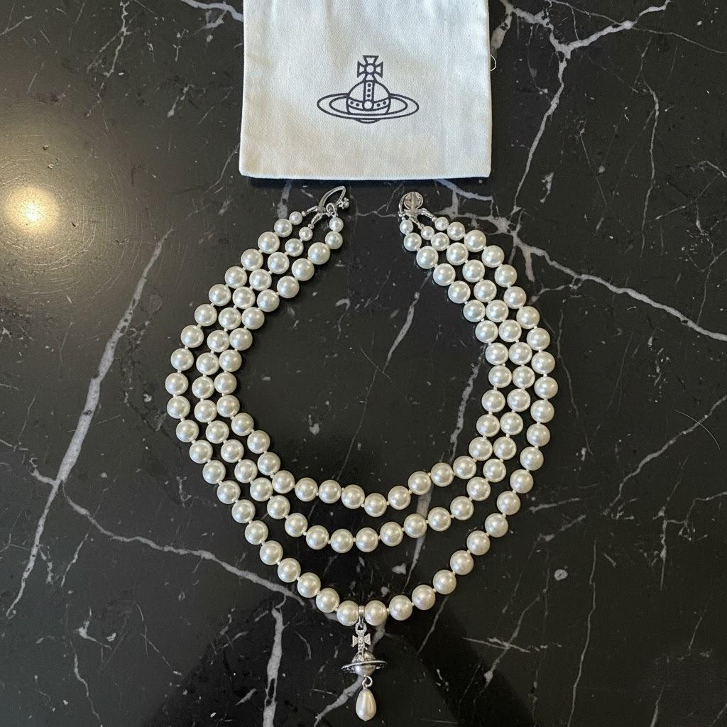 Vivienne Westwood Lucrece Pearl Necklace - Etsy Canada