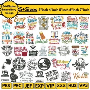 Puede incluir: Una colección de 34+ diseños de bordado de cocina en varios tamaños, que van desde 7,6 cm hasta 17,8 cm. Los diseños presentan frases como «Disfruta tu comida», «Reglas de la cocina» y «Cocinar es mi pasión», junto con gráficos relacionados con la cocina.
