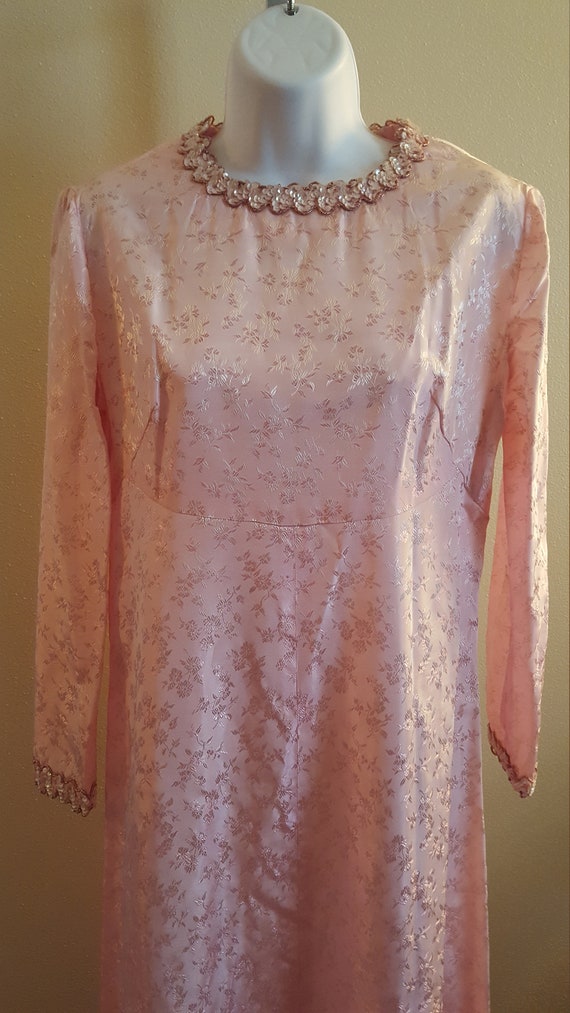 Vintage Metallic 1960s Pink Floral Embroidered Max