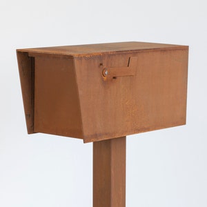 Dexter Modern Mailbox Curbside Post Mount Mailbox, Mid Century Modern Outdoor Decor, Metal Mailbox with Post Option image 3