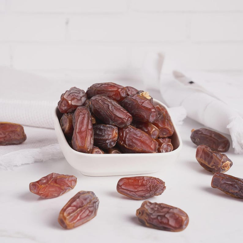 Medina Dates From Saudi Arabia – Premium Natural Dates, Soft & Sweet ...