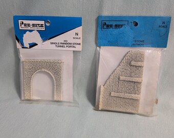 Pre-Size Model Specialties Single Stone Tunnel Portel and Stone Abutments Combo