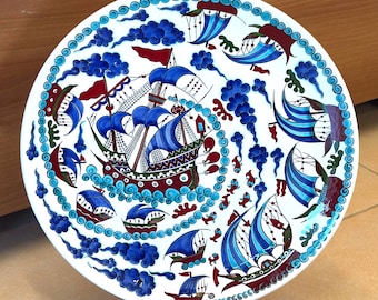 Plato de azulejo de Iznik hecho a mano, galeón otomano, 40 cm