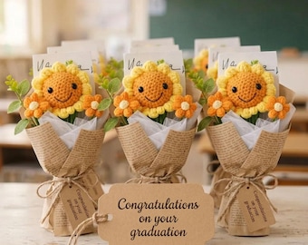 Gehaakt bloemboeket handgemaakt, gebreide bloemcadeau, bedankje leraar cadeau, cadeau leraar waardering, leuk cadeau leraar, bureaudecor