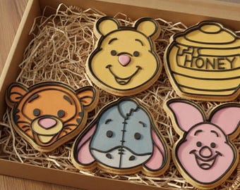 Winnie the Pooh Cookie Cutters Set of 5, Piglet, Tigger, and Eeyore