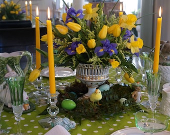 Green and White Polka Dots table runner 11" x 96" - READY TO SHIP