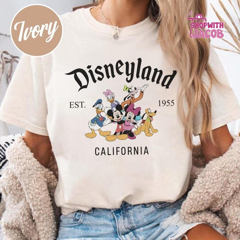 Camiseta retro de Minnie y Mickey Mouse a juego para parejas de Disneyland, camiseta de viaje familiar a California de Disneyland (est. 1955), vacaciones de marido y mujer en Disneyland imagen 2