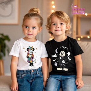 Comfort Colors Disneyland Halloween Shirt, Mickey and Minnie Shirt, Jack and Sally Shirt, Spooky Season Shirt, Pumpkin T-Shirt afbeelding 4