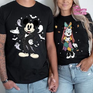 Comfort Colors Disneyland Halloween Shirt, Mickey and Minnie Shirt, Jack and Sally Shirt, Spooky Season Shirt, Pumpkin T-Shirt afbeelding 3