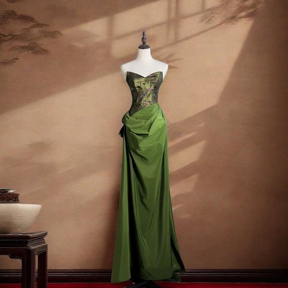 EMERALD SERENITY ROBE, Green Prom Dress, 2024 New Chinese-style Dressing  Gown, Girl's Cheongsam, Toasting Dress, Bride's Engagement Dress - Etsy  Israel