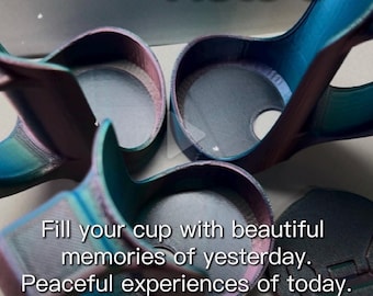 Porta latas delgado con asa / Enfriador de latas delgado impreso en 3D / Soporte para bebidas energéticas y de agua mineral / Funda para bebidas con tapa a presión en colores primaverales de Pascua