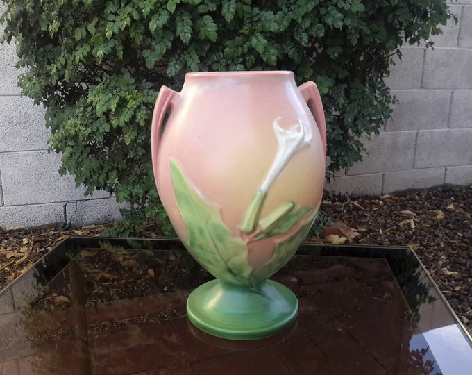 Roseville Pottery Thornapple Vase Design 8209 Blush Green and Pink
