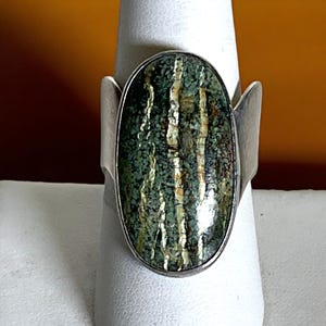 Jay King Banded Green Moss Agate Ring ~ Sterling Silver Ring Size 9 ~ Desert Rose Trading Post ~ Unisex Jewelry ~ VintageSouthwest