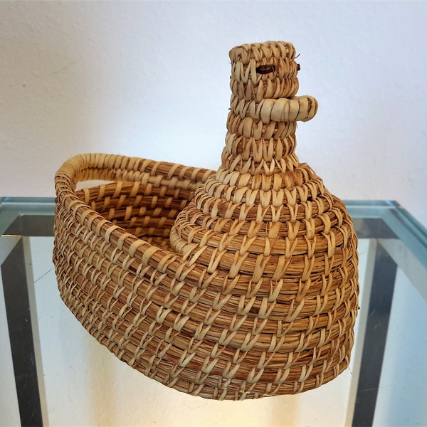 Tohono O'odham Duck Basket Woven Duck Effigy / Native American Fiber Arts Basket Weaving / Vintagesouthwest