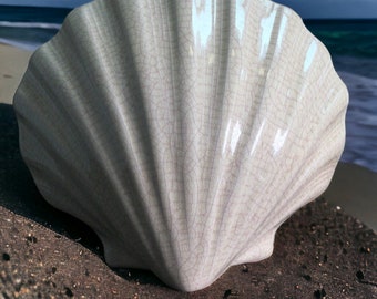 Porcelain Shell Vase ~ Vintage 7 1/2" Porcelain Clam Shell Planter ~ Beach House Decor ~ Nautical Maritime Home Decor ~ VintageSouthwest