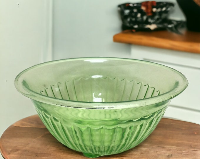 Large Depression Uranium Glass Mixing Bowl Vintage 10 Diameter Green