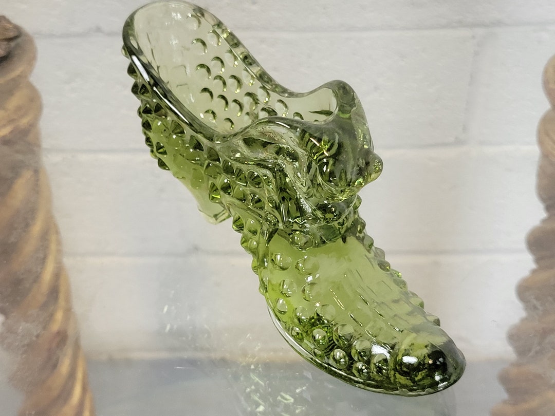 Fenton Art Glass Hobnail Shoe Cat Head Design Emerald Green Glass