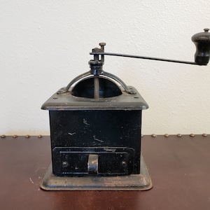 Antique French Coffee Grinder / Black Tin Metal Coffee Mill / No Lid / Manual Grinder / Cottagecore / French Country / Vintagesouthwest