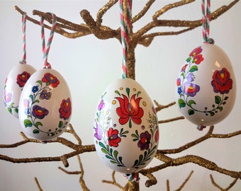 European Porcelain Egg Ornaments  / Set of 4 Decorative Hanging Eggs / Spanish Italian Romanian Dutch German Couple / Vintagesouthwest