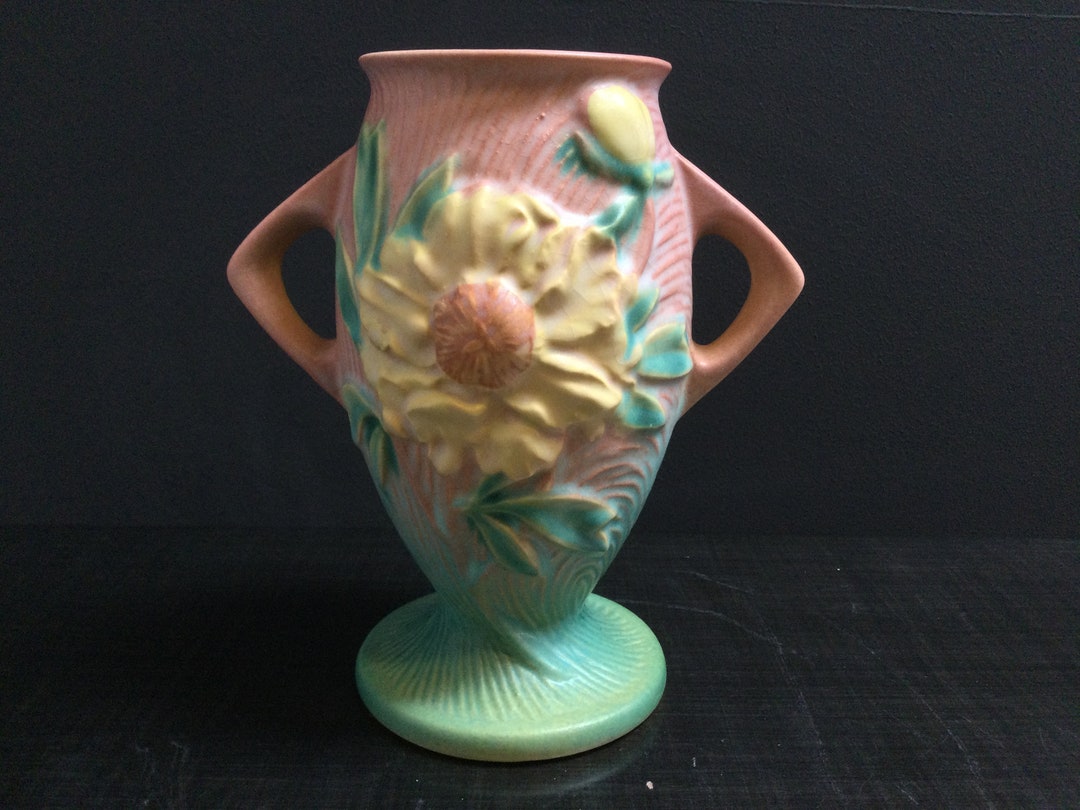 Roseville Peony Vase 61 7 Antique 7 Pink & Green Vase W Yellow Flower
