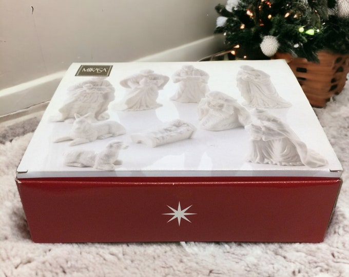 Mikasa Porcelain Christmas Nativity Set 9 Pc in Box Like New Christmas