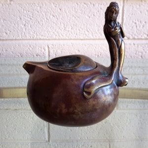 Bronze Geisha Teapot / Japanese Bronze Teapot / Vintage Bronze / Markers Artist Marking / Asian Teapot / Bronze Decor / Vintagesouthwest