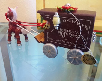 Hersheys Chocolate Christmas Memories Delivery Wagon / Standing Ornament Decoration 1983 / Vintagesouthwest