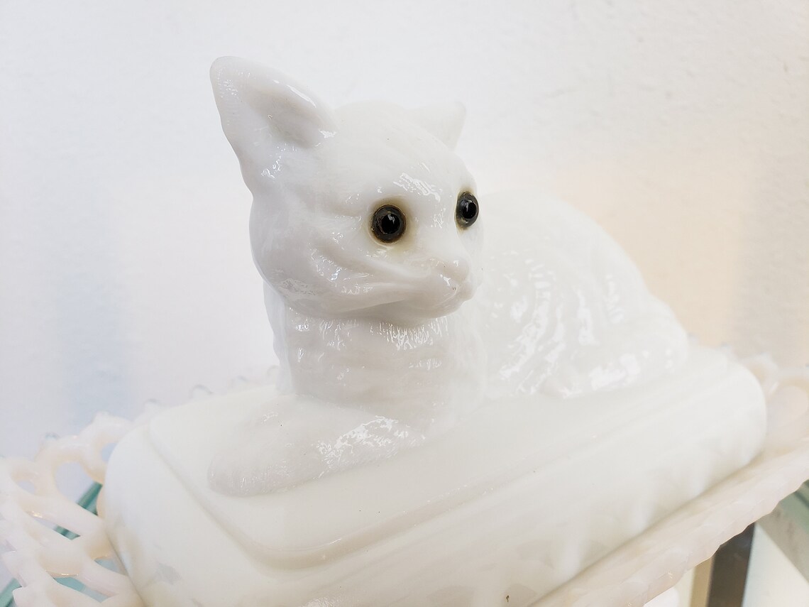 Westmoreland Cat Candy Dish / Milk Glass Lace Trim / Blue Gray Etsy