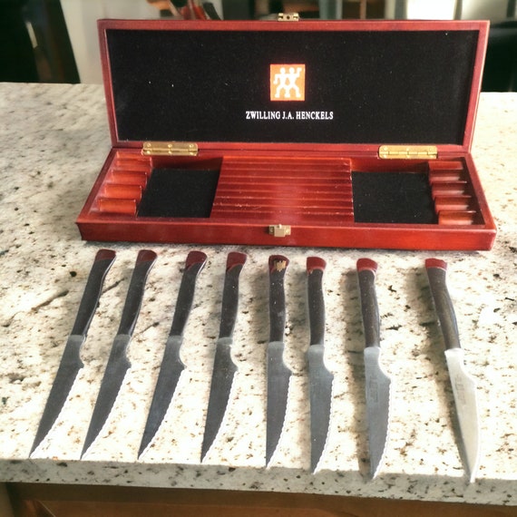  ZWILLING 8-Piece Stainless-Steel Steak Knife Set in Wood Gift  Box: All Stainless Henckels Twin Gourmet Steak Knives: Home & Kitchen