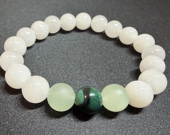 Natuurlijke witte en groene armband met jadekralen