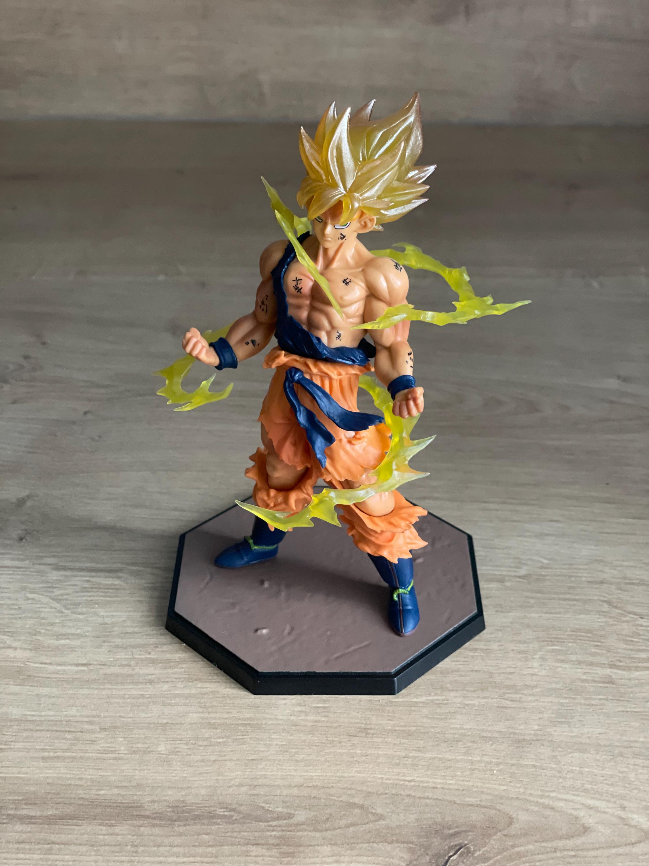 DRAGON BALL Scultures Son Goku Navy color ver. Banpresto