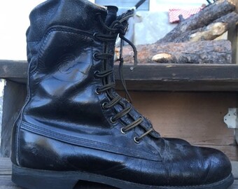 black chippewa boots