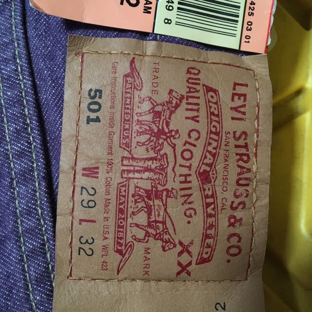 Hi waist jeans made USA Vintage Levi's 501 1990s W29 L32
