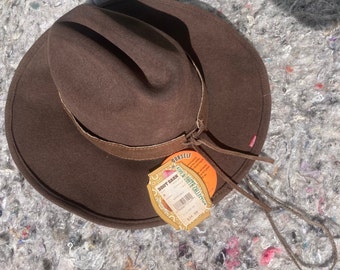 Cowboy Cowgirl felt hat Bullhide medium boot barn nos deadstock