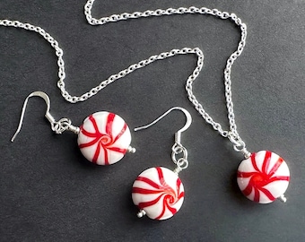 Peppermint Necklace & Earrings. Holiday Jewelry. Peppermint Earrings. Lampwork Christmas Jewelry. Christmas Peppermint Candy Jewelry Set.