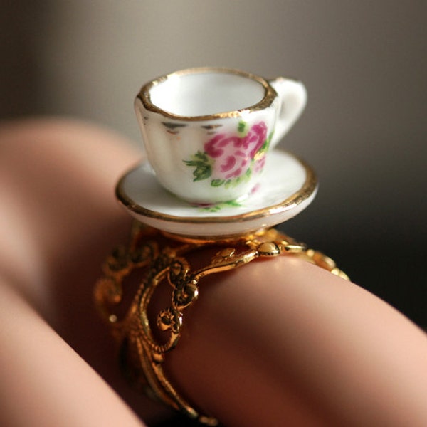 Pink Roses Teacup Ring. Porcelain Tea Cup Ring with Pink Flowers. Gold Filigree Adjustable Ring. Handmade Jewelry.