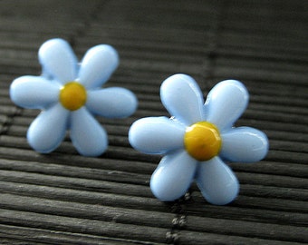 Flower Earrings. Blue Flower Earrings. Daisy Flower Earrings. Silver Post Earrings. Stud Earrings. Flower Jewelry. Handmade Jewelry.