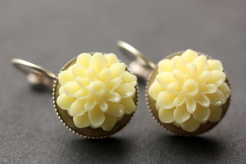 Ivory Dahlia Flower Earrings. French Hook Earrings. Ivory | Etsy