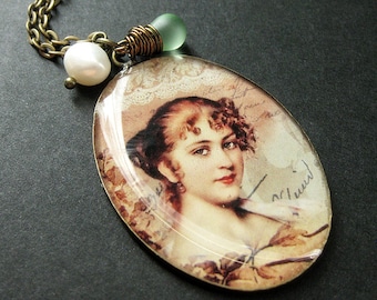 Renaissance Redhead Necklace. Woman Charm Necklace with Green Teardrop and Pearl. Handmade Jewelry.