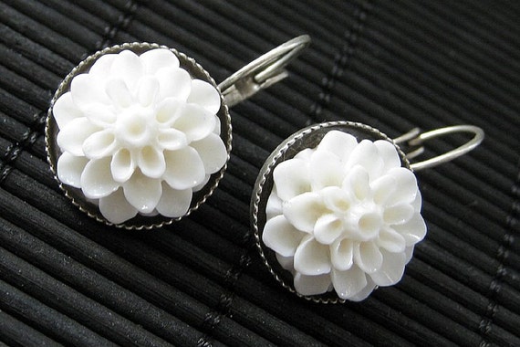 White Dahlia Flower Earrings. French Hook Earrings. White Flower Earrings. Lever Back Earrings. Handmade Jewelry.