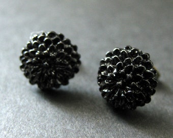 Black Mini Mum Earrings. Black Earrings. Bronze Post Earrings. Black Flower Earrings. Small Earrings. Stud Earrings. Handmade Jewelry.