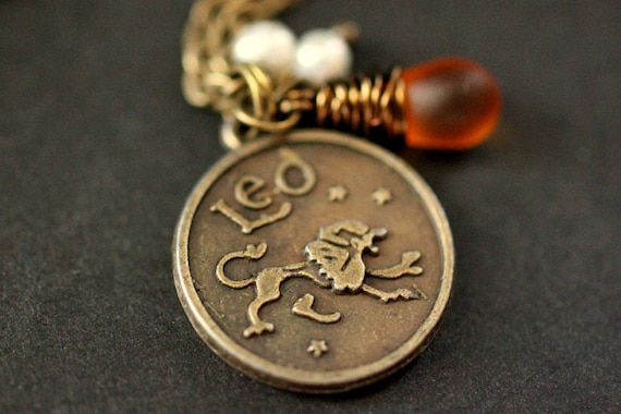 Leo Astrology Necklace. Zodiac Necklace with Glass Teardrop and Fresh Water Pearl. Leo Horoscope Necklace. Handmade Jewelry.